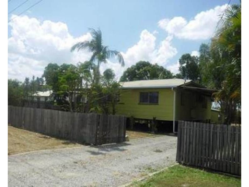 24 Seventh Avenue, Scottville QLD 4804