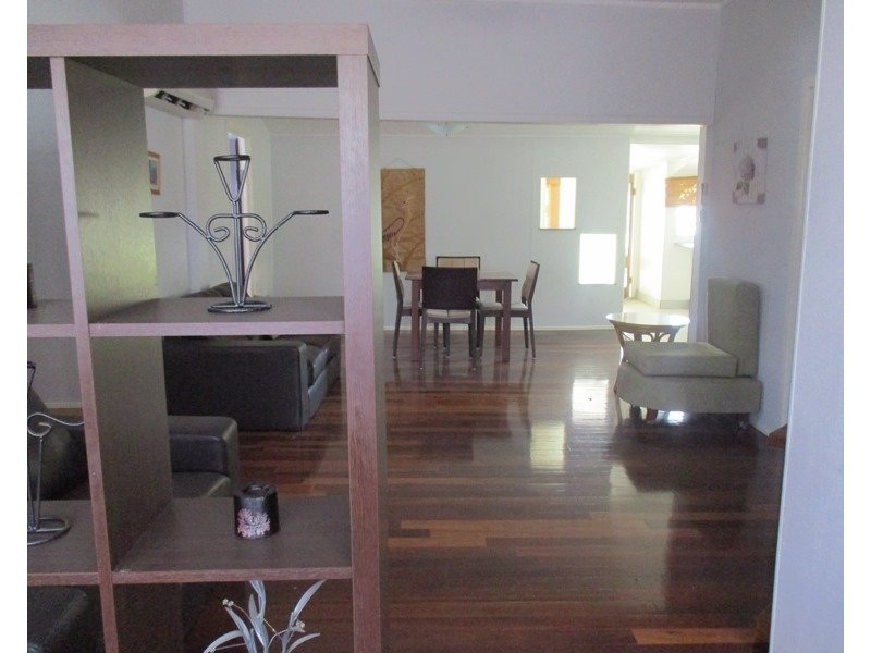 24 Seventh Avenue, Scottville QLD 4804