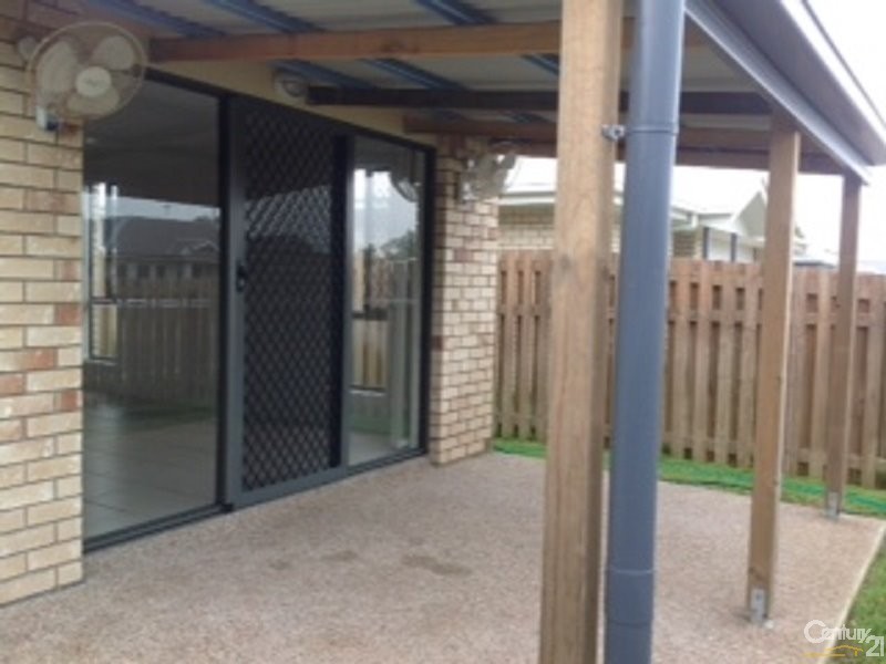 2 1/ Casuarina Street, Bowen QLD 4805