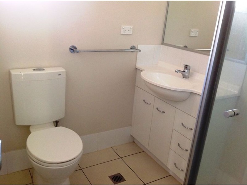 2 1/ Casuarina Street, Bowen QLD 4805