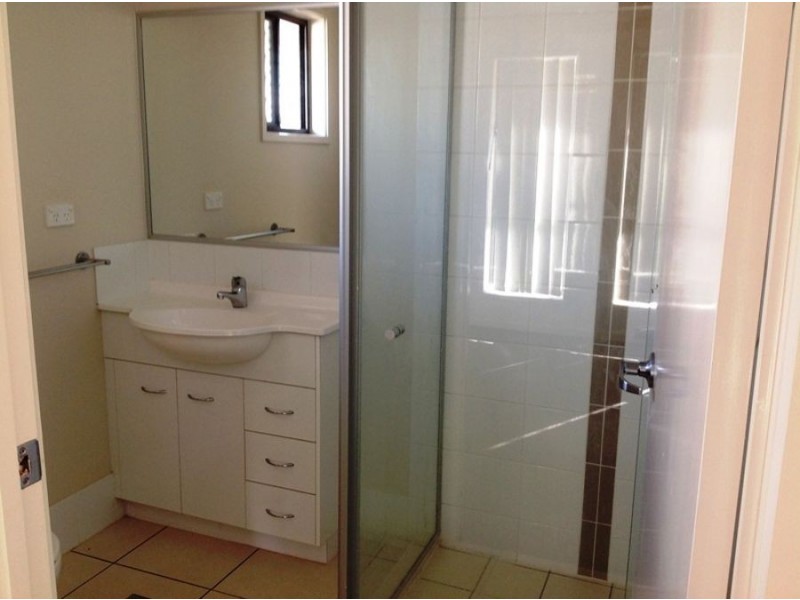 2 1/ Casuarina Street, Bowen QLD 4805