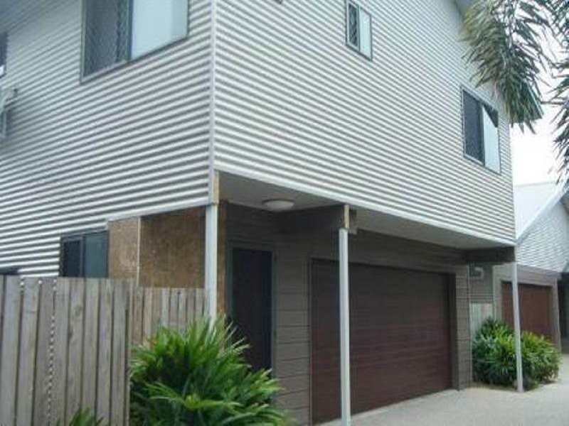 2/32 St Kilda Street, Bowen QLD 4805
