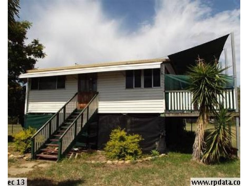 13-15 Strathmore Street, Collinsville QLD 4804