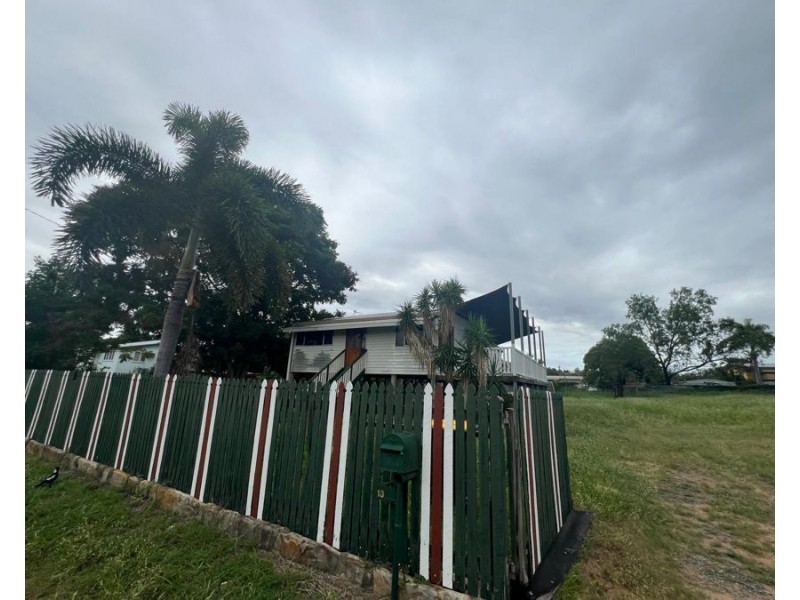 13-15 Strathmore Street, Collinsville QLD 4804