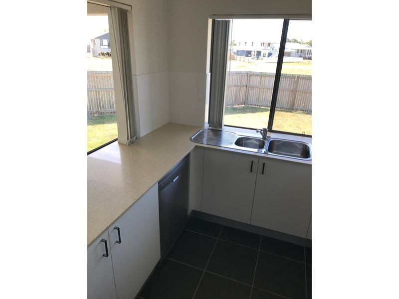 157 Queens Road, Bowen QLD 4805