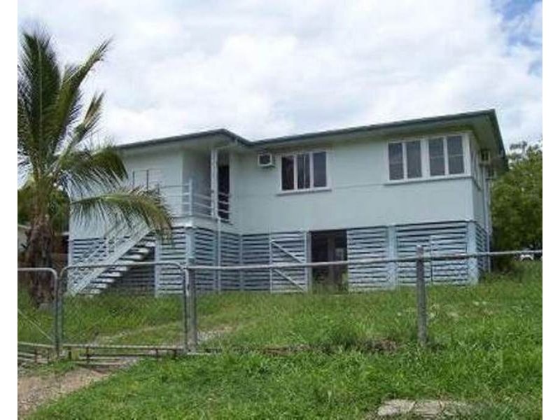 26 Gralton Street, Collinsville QLD 4804