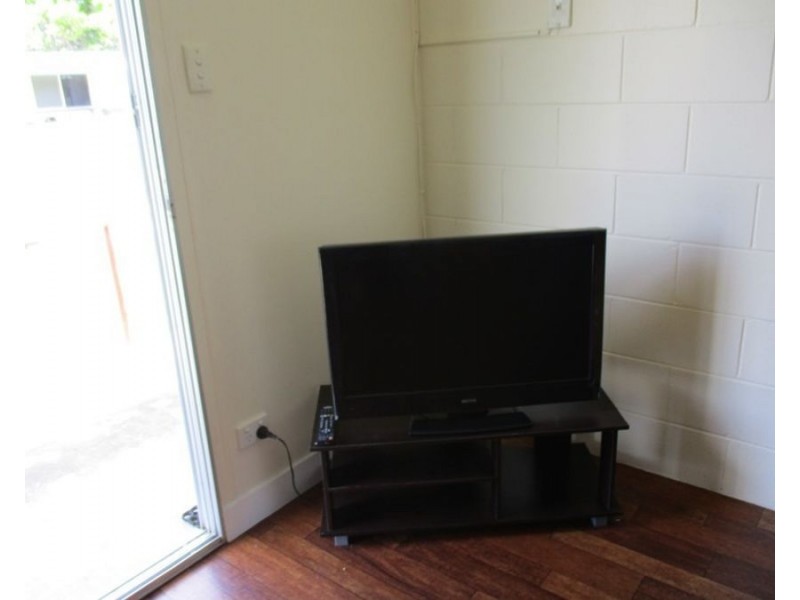 17 Blake Street, Collinsville QLD 4804