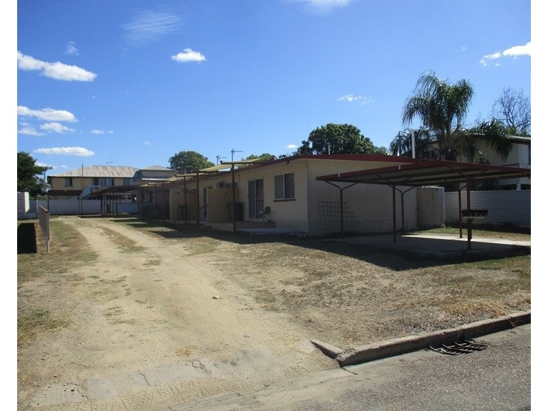 1/17 Blake Street, Collinsville QLD 4804