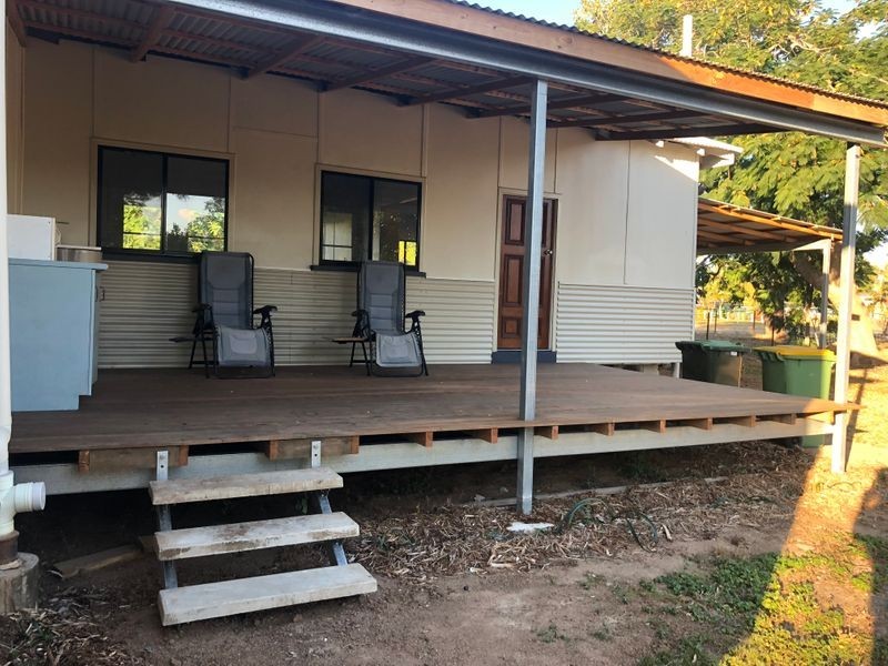 5 Doonan Street, Collinsville QLD 4804