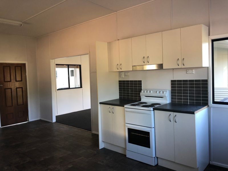 5 Doonan Street, Collinsville QLD 4804