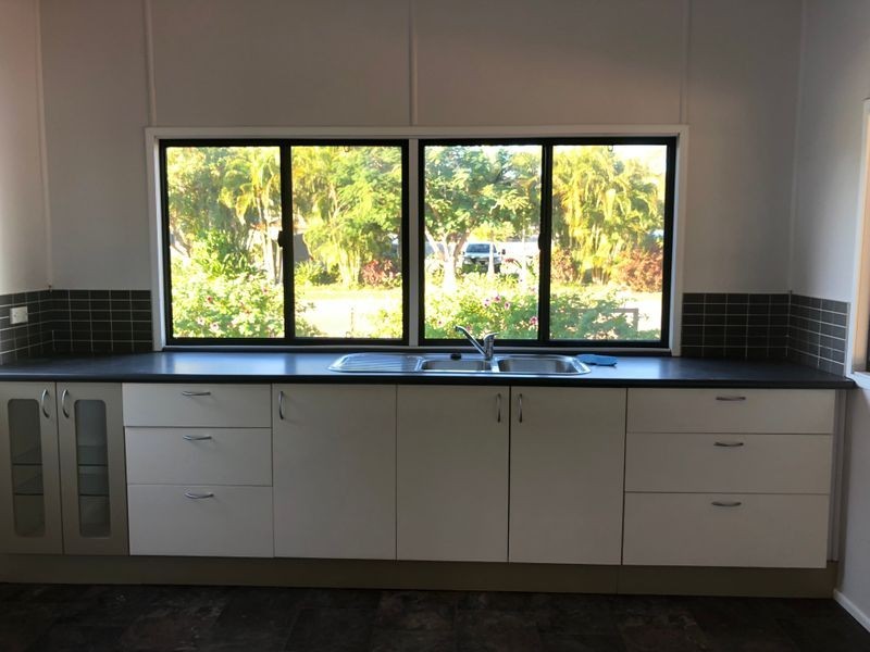 5 Doonan Street, Collinsville QLD 4804