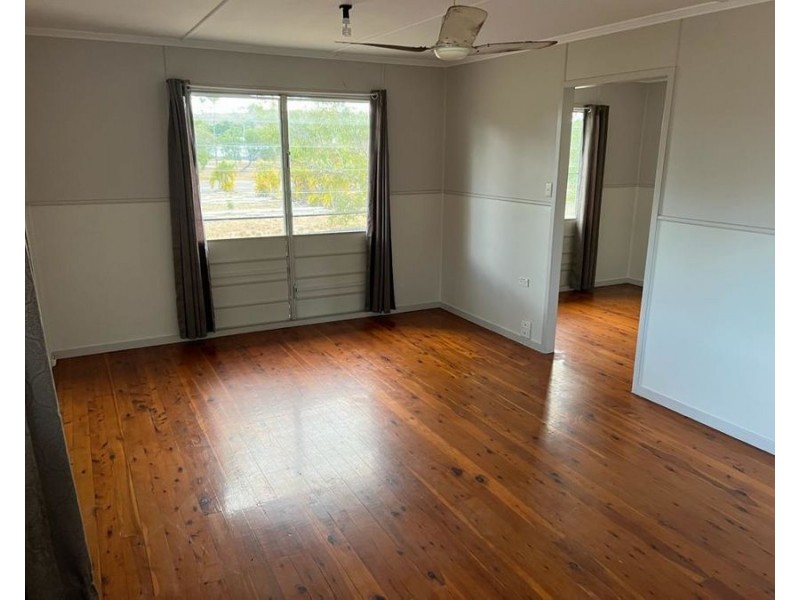 1 Cunningham Street, Collinsville QLD 4804