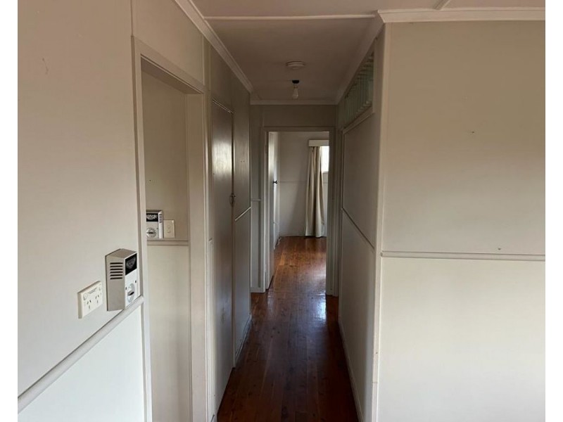 1 Cunningham Street, Collinsville QLD 4804