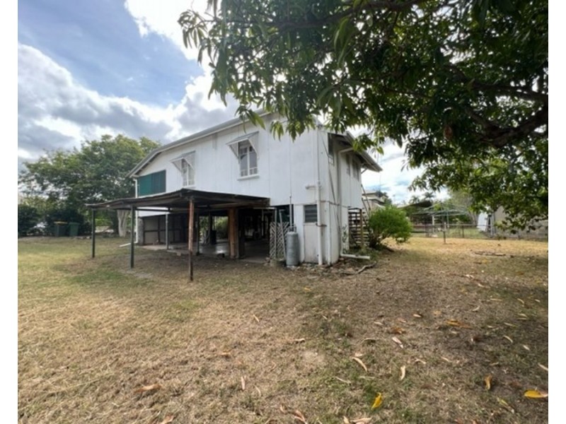 16 Carpet Street, Collinsville QLD 4804