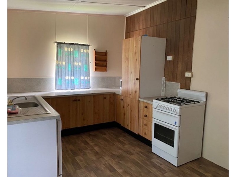 20 Belmore Street, Collinsville QLD 4804