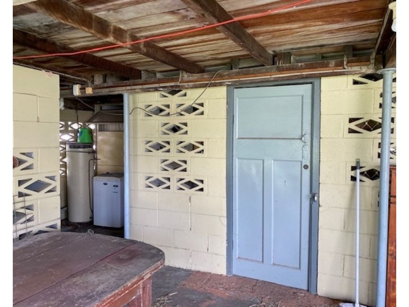 20 Belmore Street, Collinsville QLD 4804