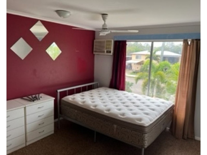 33 Walker Street, Collinsville QLD 4804