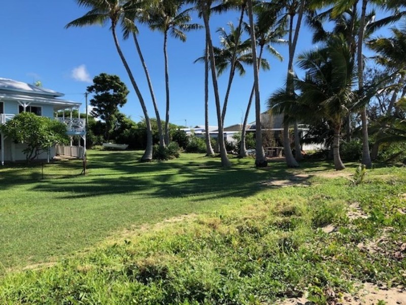 3 Thomas Street, Bowen QLD 4805