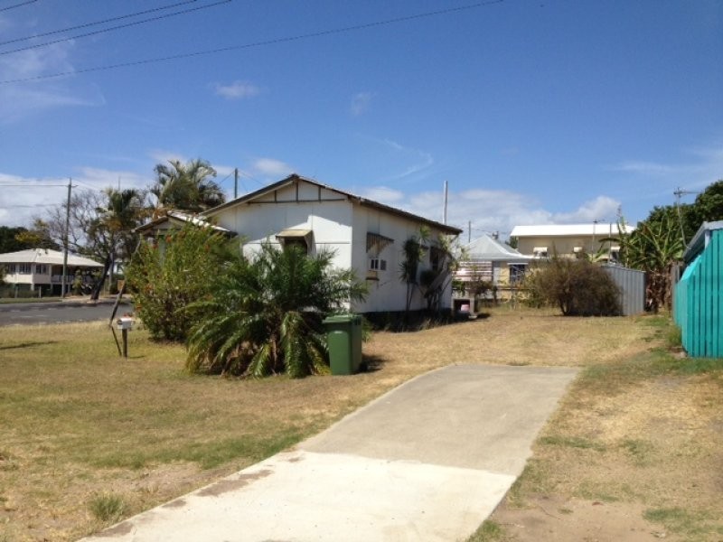 17 Brisbane Street, Bowen QLD 4805