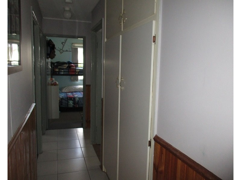 28 Eleventh Avenue, Scottville QLD 4804