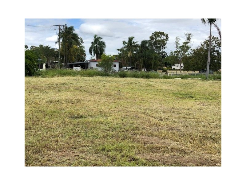 29 George Street, Collinsville QLD 4804