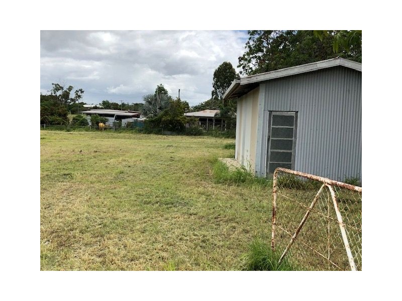 29 George Street, Collinsville QLD 4804