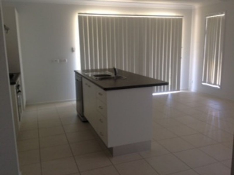 1 Crofton Street, Bowen QLD 4805