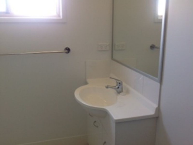 1 Crofton Street, Bowen QLD 4805