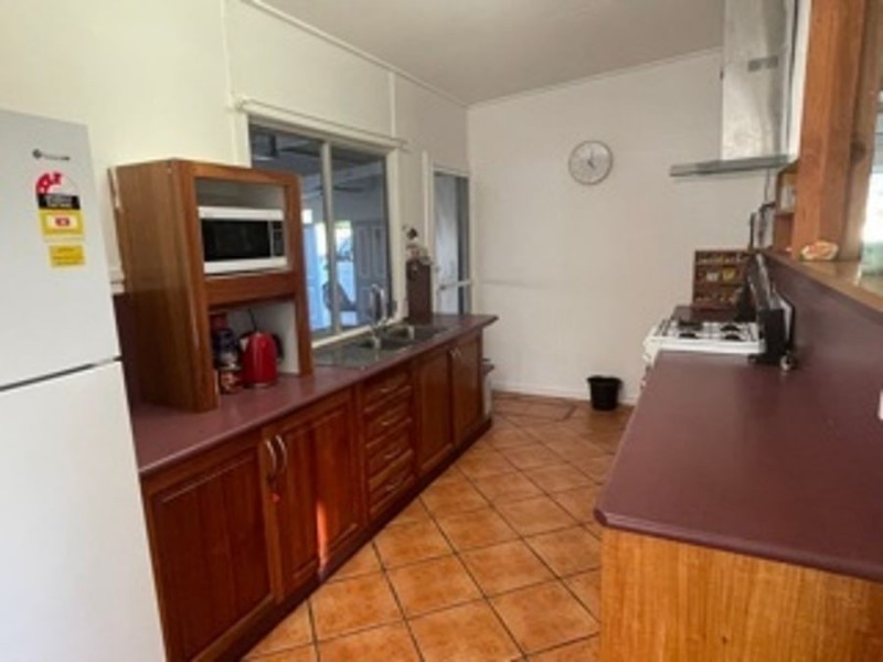 30 Gralton Street, Collinsville QLD 4804