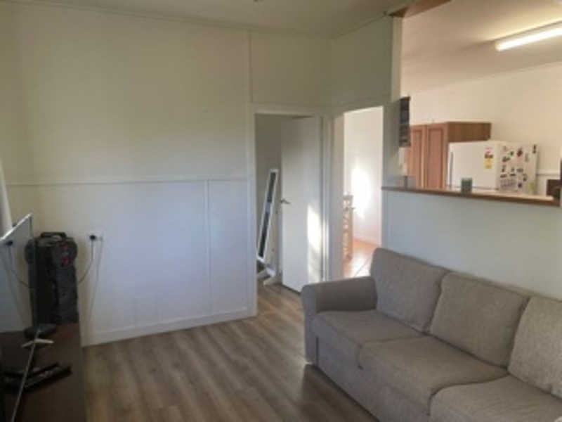 30 Gralton Street, Collinsville QLD 4804