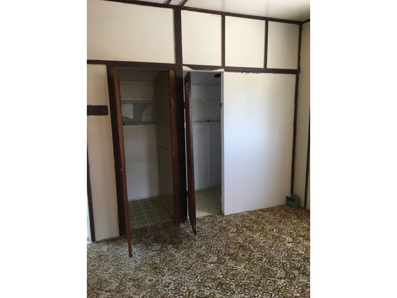 11 Leichhardt Street, Collinsville QLD 4804