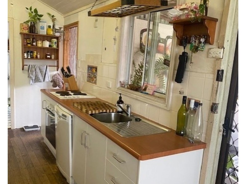 9 FLINDERS STREET, Collinsville QLD 4804