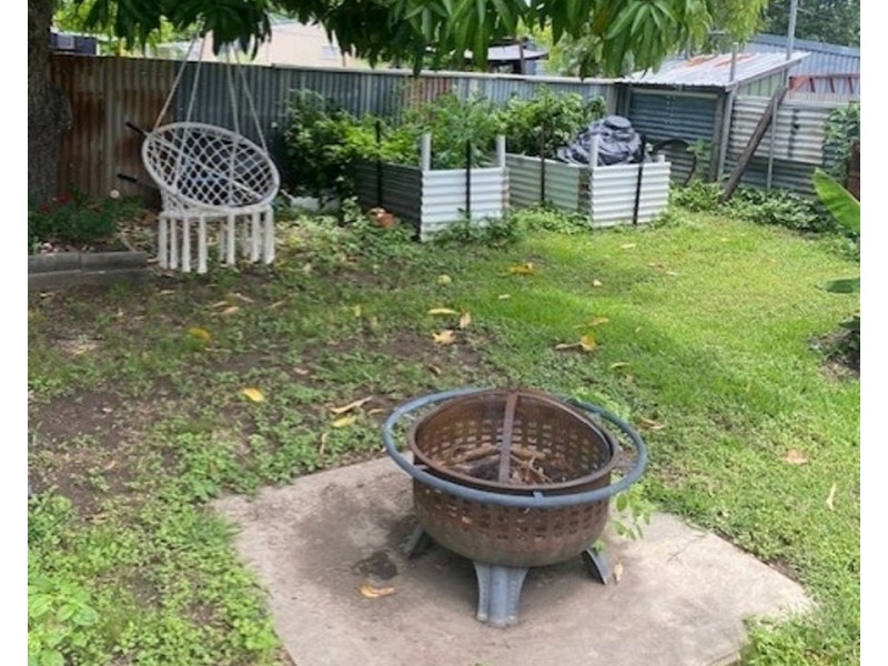 9 FLINDERS STREET, Collinsville QLD 4804