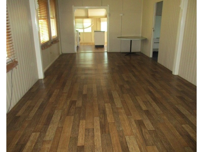 7 Short Street, Collinsville QLD 4804