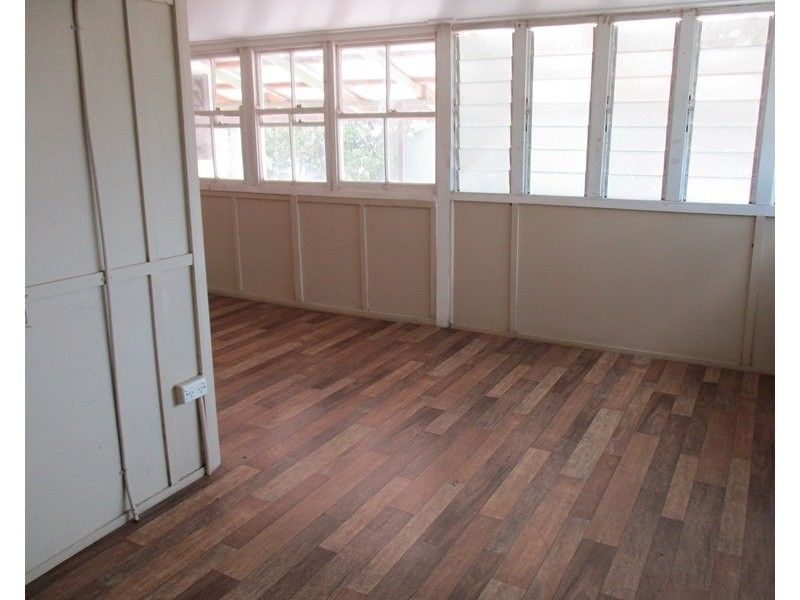 7 Short Street, Collinsville QLD 4804