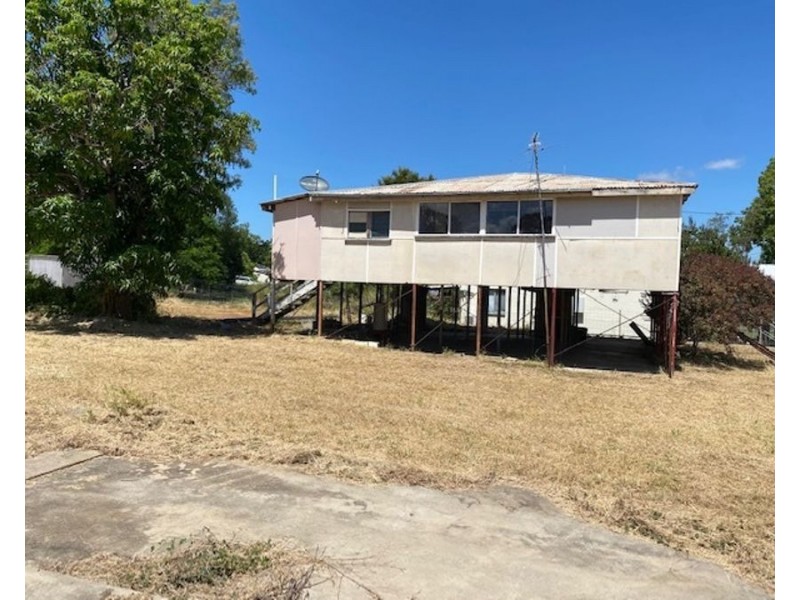 43-45 Ninth Avenue, Scottville QLD 4804