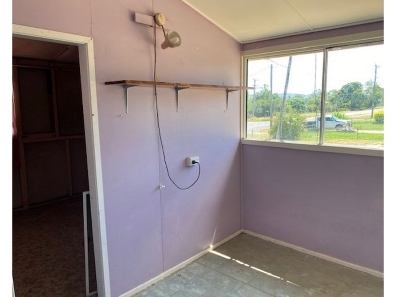 43-45 Ninth Avenue, Scottville QLD 4804