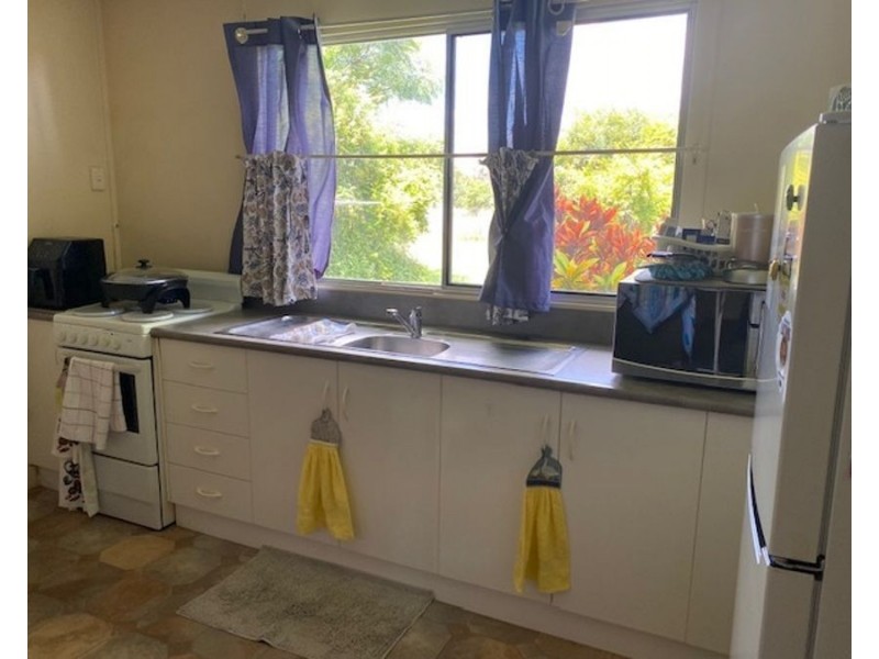 20 George Street, Collinsville QLD 4804