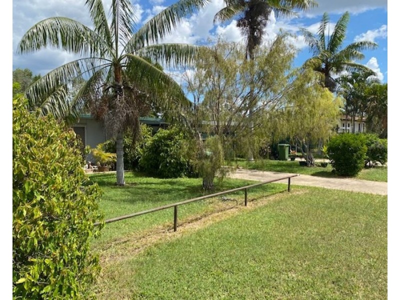 20 George Street, Collinsville QLD 4804