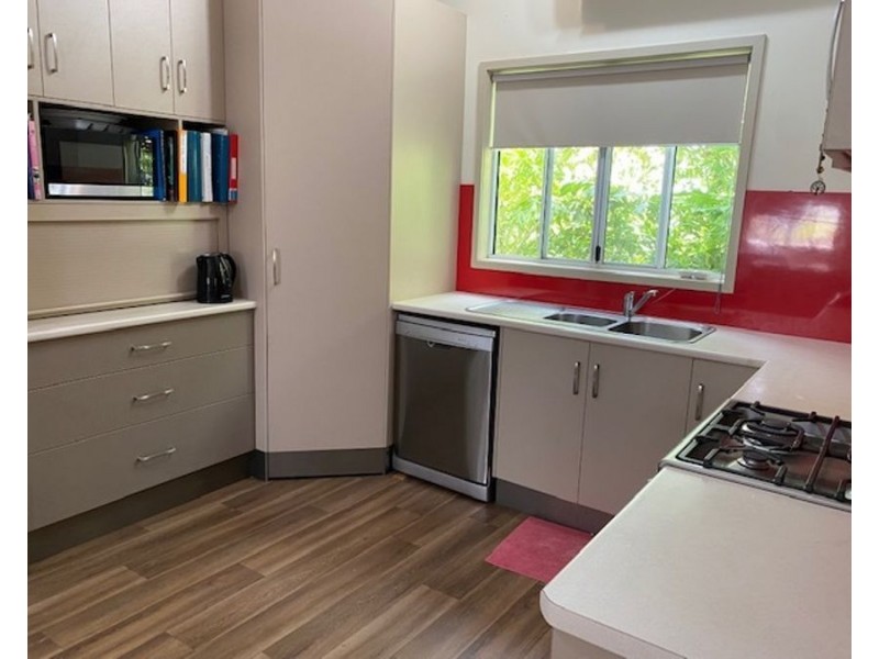 40 Belmore Street, Collinsville QLD 4804