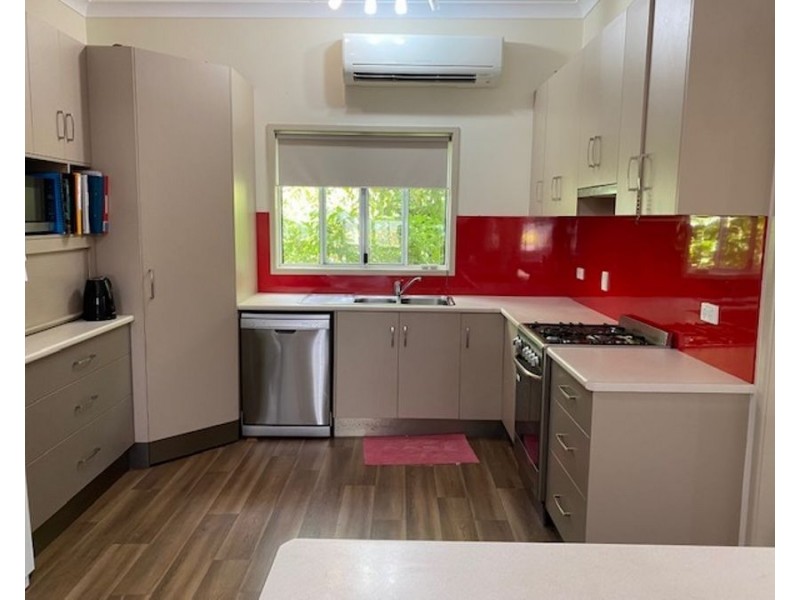 40 Belmore Street, Collinsville QLD 4804