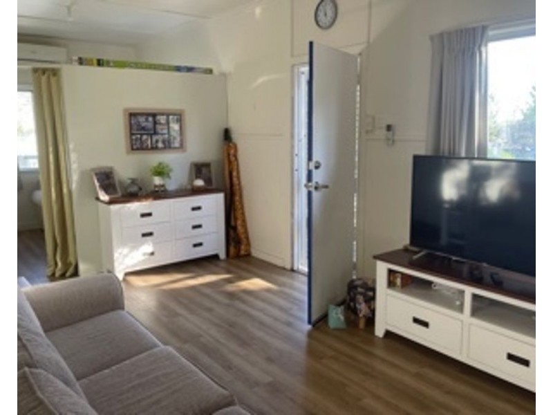 30 Gralton Street, Collinsville QLD 4804