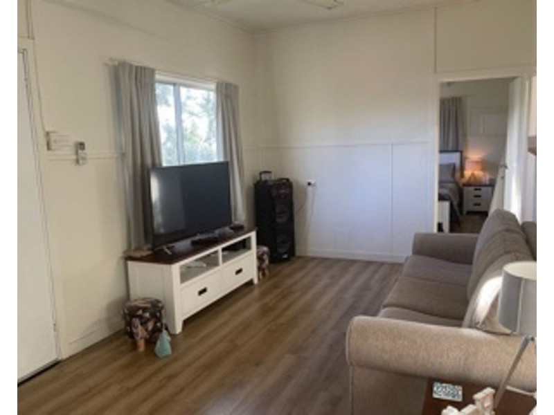 30 Gralton Street, Collinsville QLD 4804