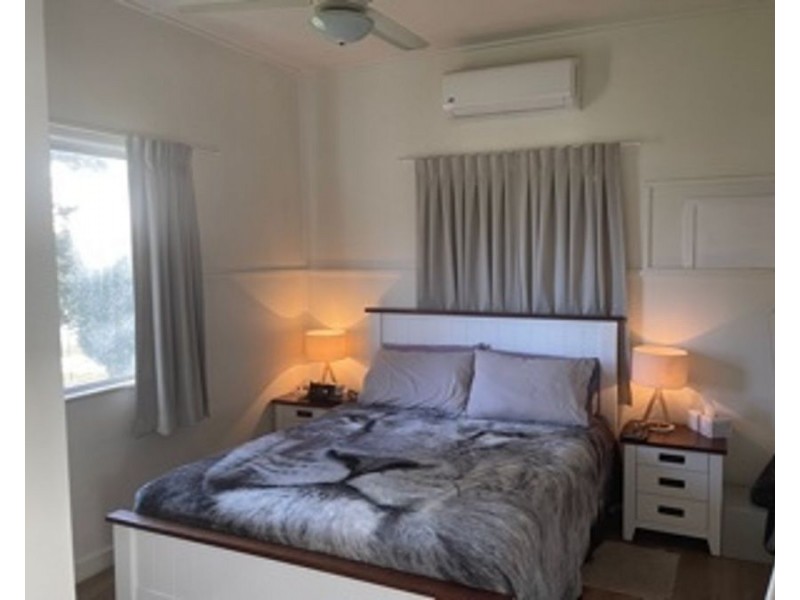 30 Gralton Street, Collinsville QLD 4804