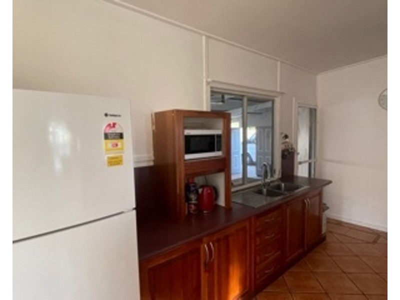 30 Gralton Street, Collinsville QLD 4804