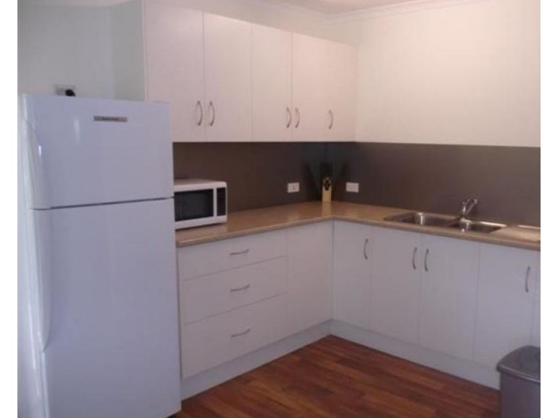 9 Cunningham Street, Collinsville QLD 4804