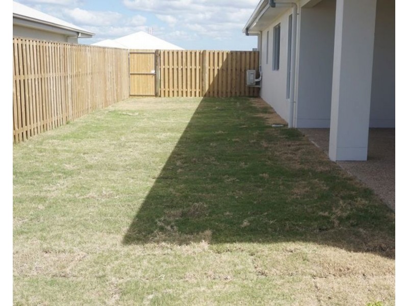 24 Duke Street, Bowen QLD 4805