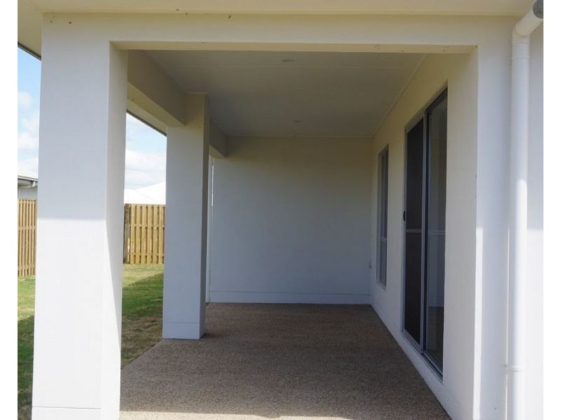 24 Duke Street, Bowen QLD 4805