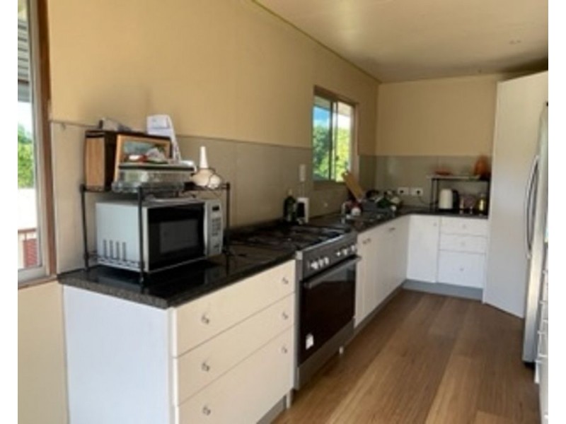 44 Belmore Street, Collinsville QLD 4804