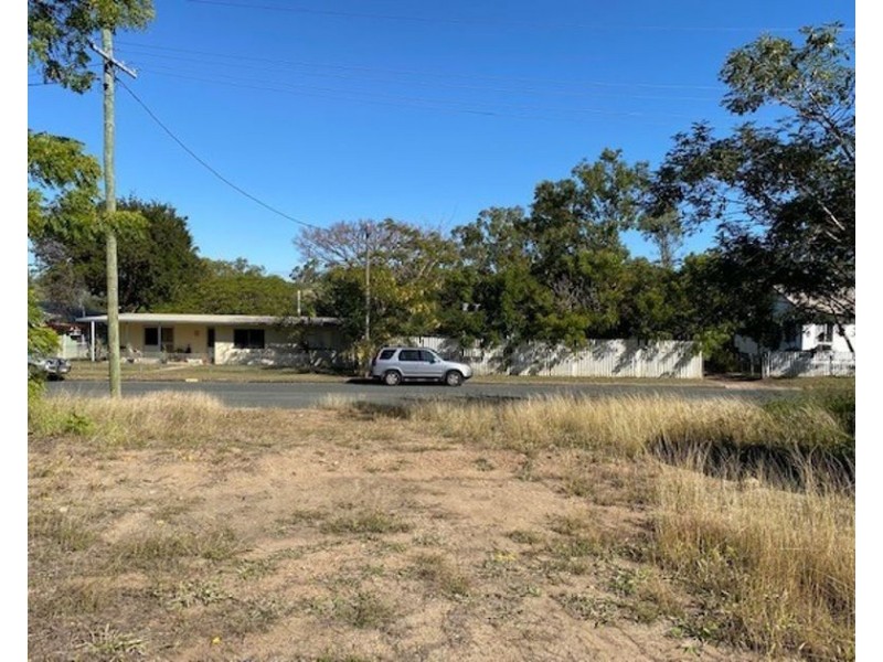 30 Macarthur Street, Collinsville QLD 4804